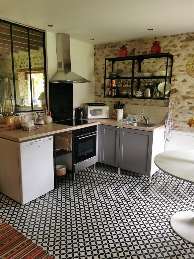 מלון Sainte-Colombe-près-Vernon Domaine De La Folicoeur מראה חיצוני תמונה